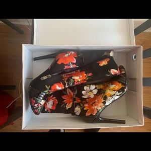 Cape Robbin boot heels